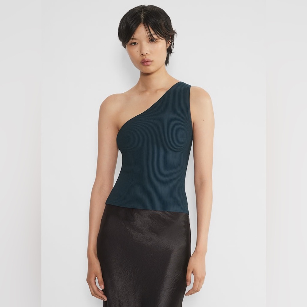 Aritzia | Dark Green Babaton Sculpt Knit Seven Top